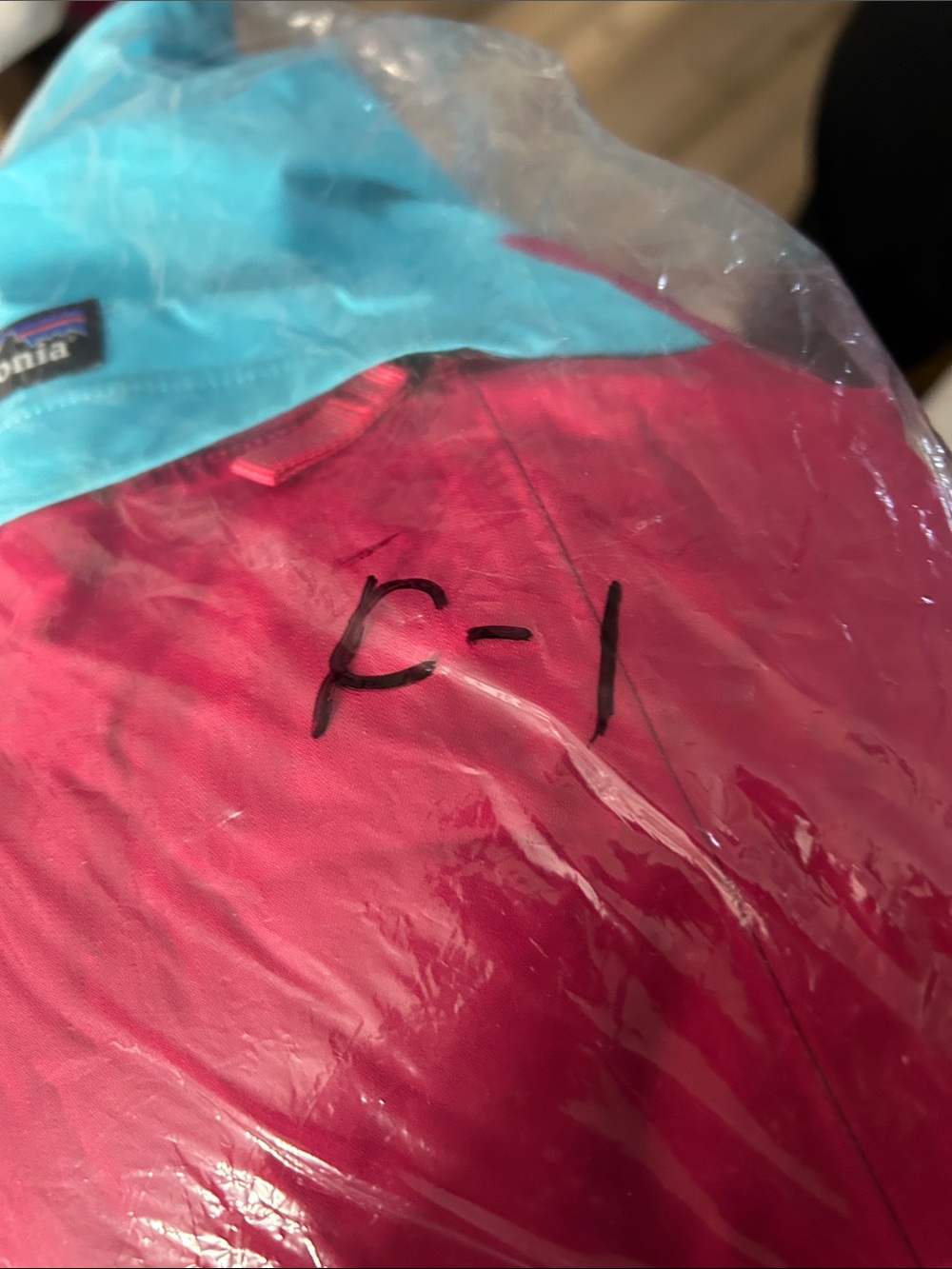 Patagonia Teal Jacket Girls' Insulated Snowbelle Jacket
Size Medium - Picture 14 of 14